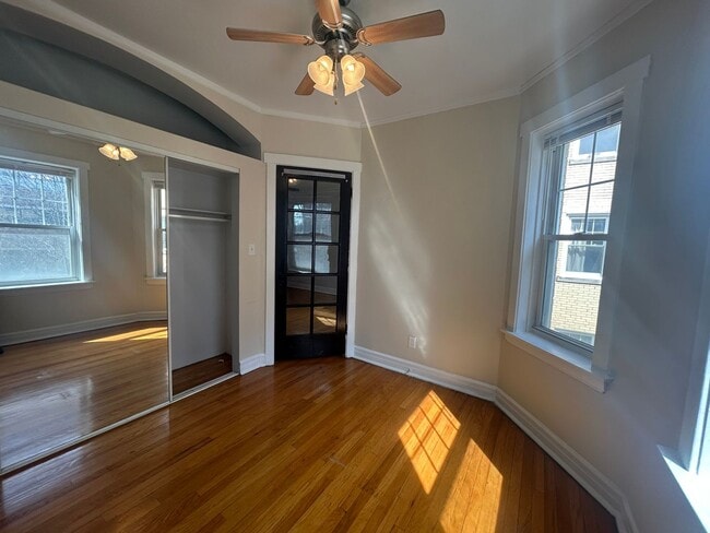 Building Photo - 4408 N Rockwell St