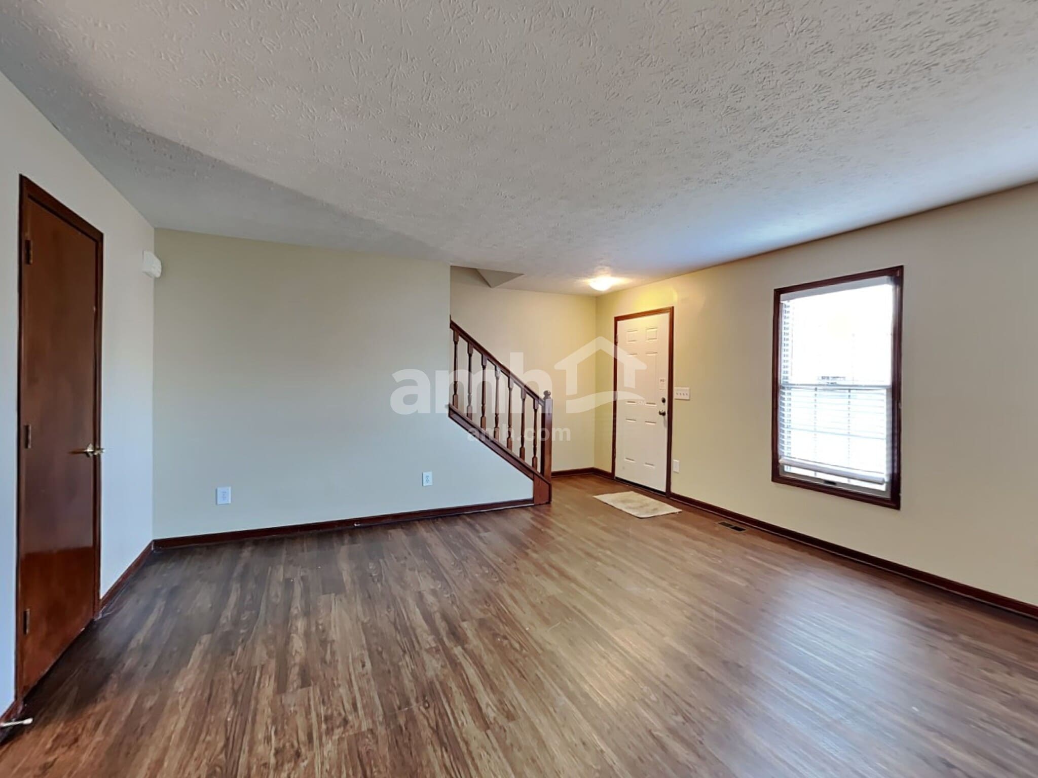 Building Photo - 5829 Sharets Dr