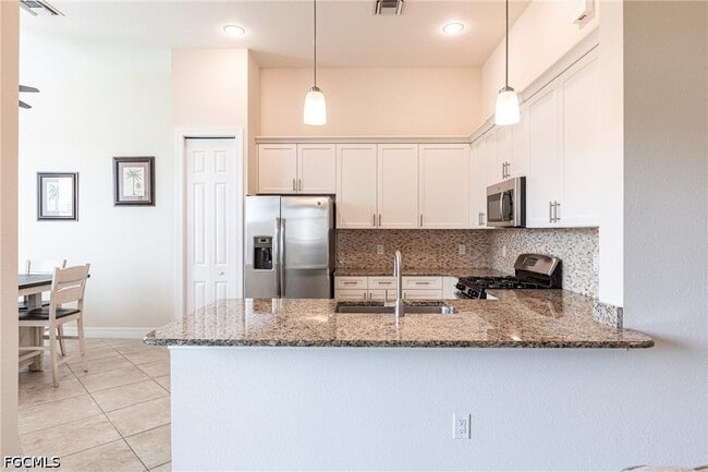 Building Photo - 13730 Willow Haven Ct