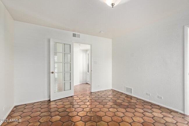 Building Photo - 1710 Staghorn Ln