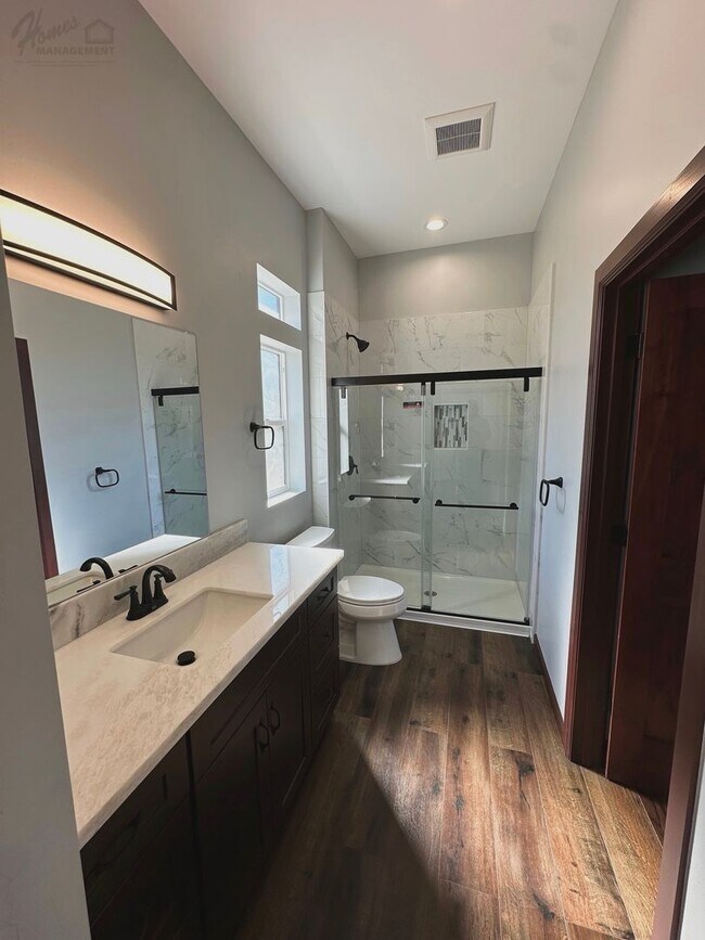 Building Photo - Homes Management - Beautiful Home for Rent...