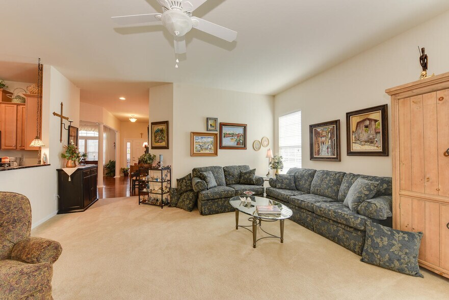 Building Photo - 13318 Beacon Hill Way