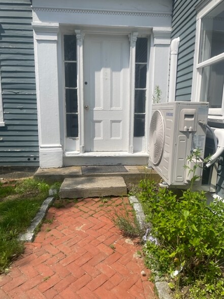 Building Photo - 155 Pepperrell Rd