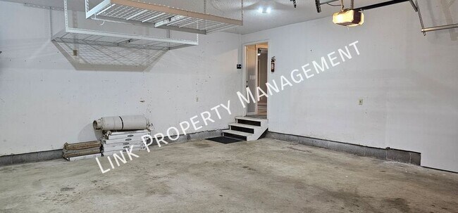 Building Photo - 7701 Elizabeth Way Dr