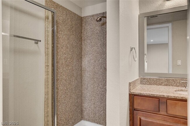 Building Photo - 5240 Indian River Dr