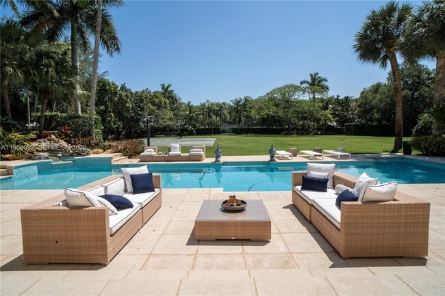 Building Photo - 6450 SW 126th Street Rd