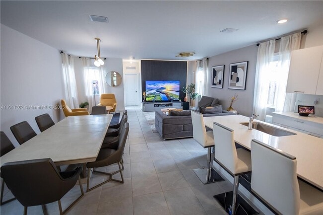 Building Photo - 2388 NW 130th Ter