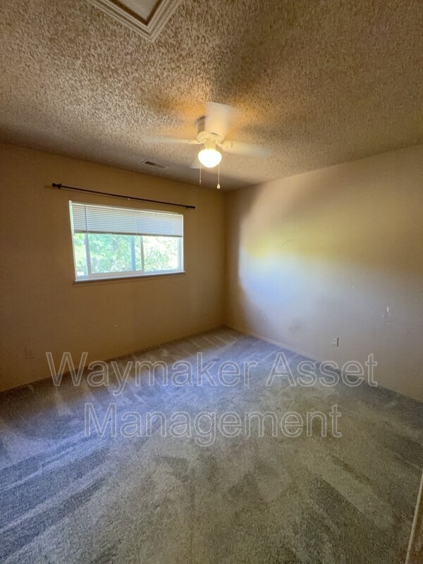 Building Photo - 1161 Mazatlan Cir