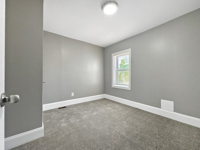 Building Photo - 2265 Reisterstown Rd