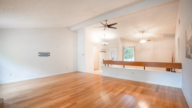 Building Photo - 11606 Parkfield Dr