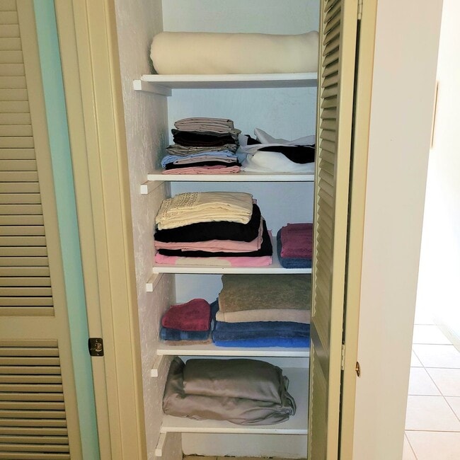 Building Photo - Near Charlie Young Beach, Kihei Furnished Condo