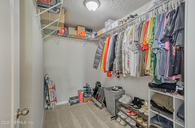 Building Photo - 15599 Chir Pine Dr