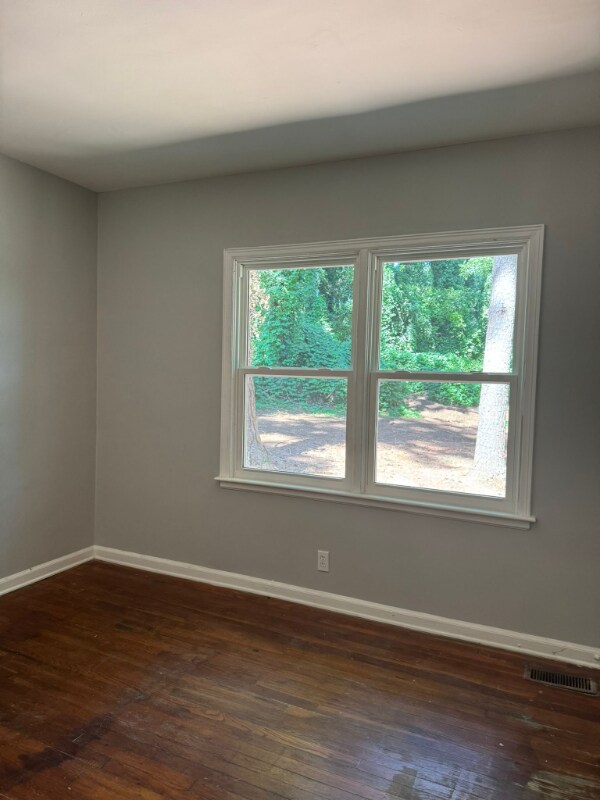Building Photo - 1833 Ridgeland Dr