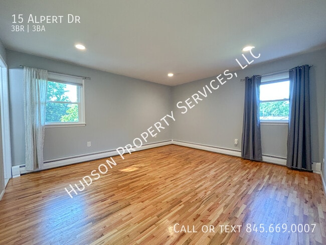 Building Photo - 15 Alpert Dr