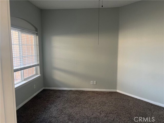 Building Photo - 26500 Silver Lakes Pkwy