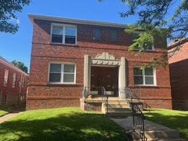Building Photo - 5249 Pernod Ave