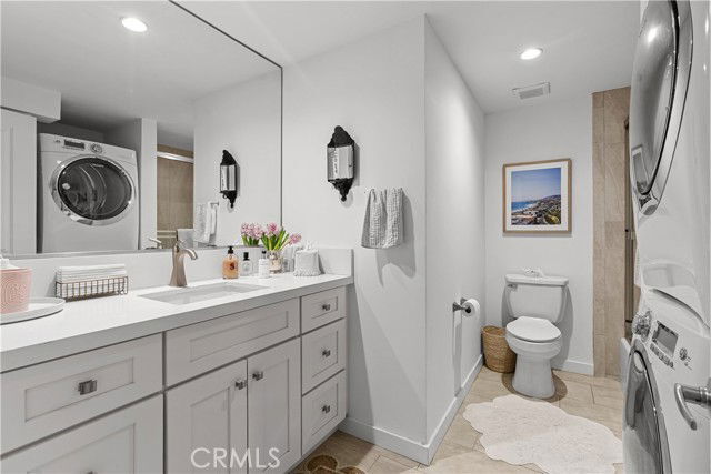 Building Photo - 601 Lido Park Dr