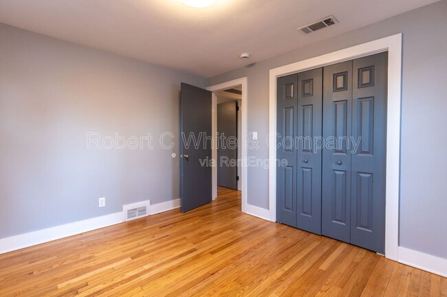 Building Photo - 287 Prospect St