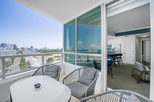 Building Photo - 4401 Collins Ave