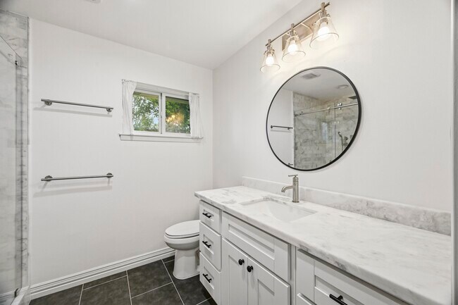 Building Photo - 6131 Yarwell Dr