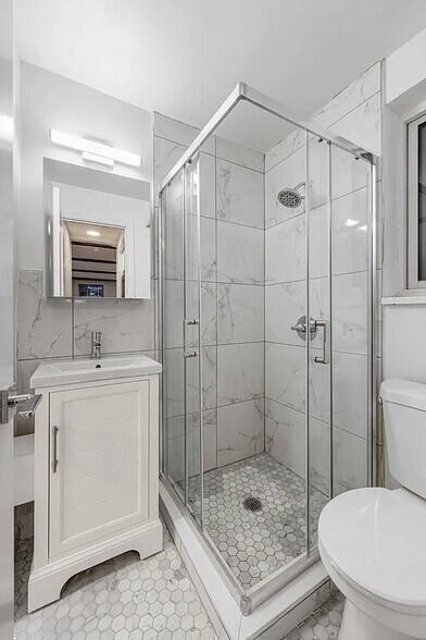 Building Photo - 224 Sullivan St