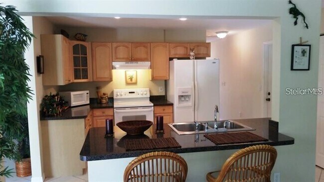 Building Photo - 2704 Marlette St