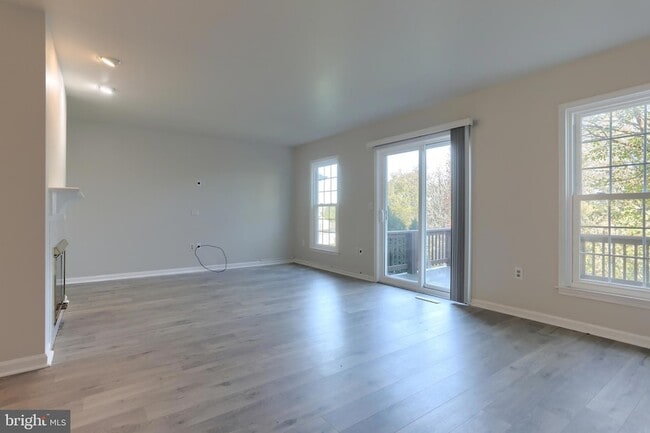 Building Photo - 2065 Raleigh Rd