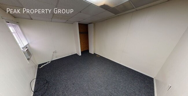 Building Photo - 2431 Vine St