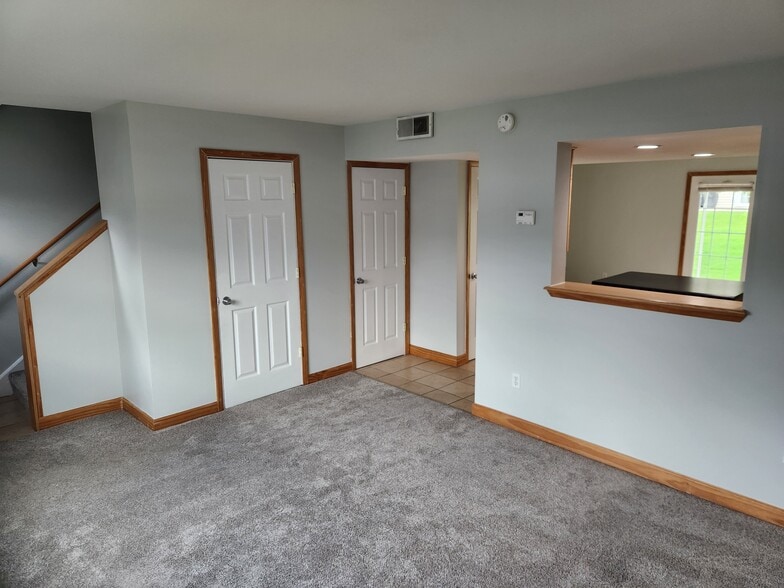 Building Photo - 203 Governors Park Rd