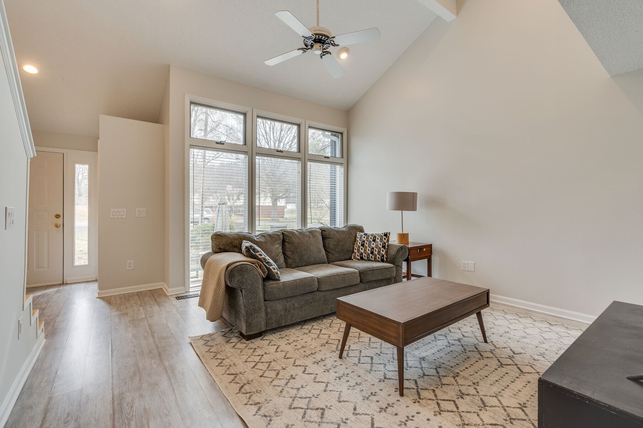 Building Photo - 5009 Emerald Dr