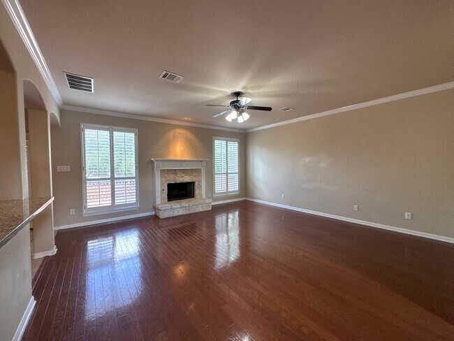 Building Photo - Gorgeous 4 BD | 3.5 BA | 2 CAR GARAGE Available in Sonoma Ranch Helotes! Move in Ready July 2026!