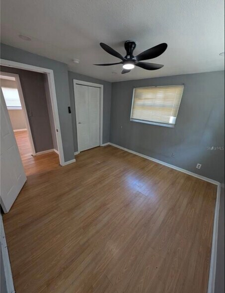 Building Photo - 3022 Deleuil Ave