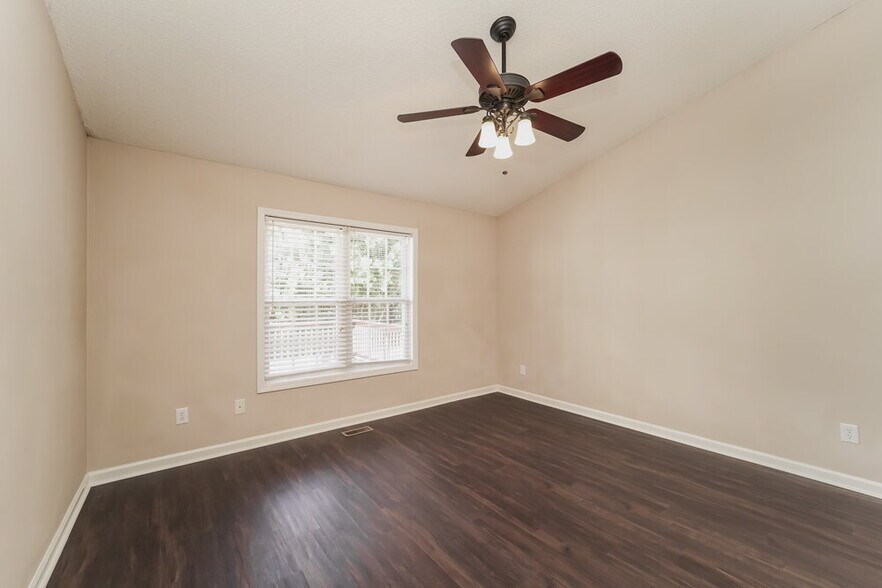 Building Photo - 1231 Piney Church Rd