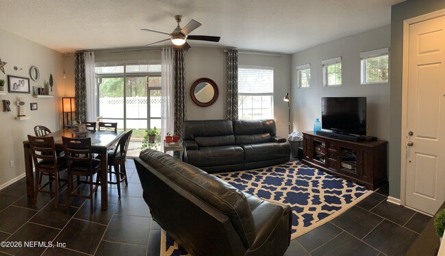 Building Photo - 3740 Creswick Cir