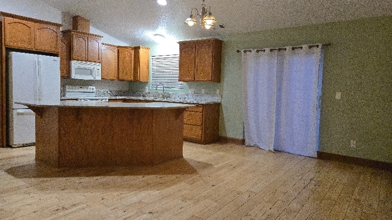 Building Photo - 2991 Table Rock Rd