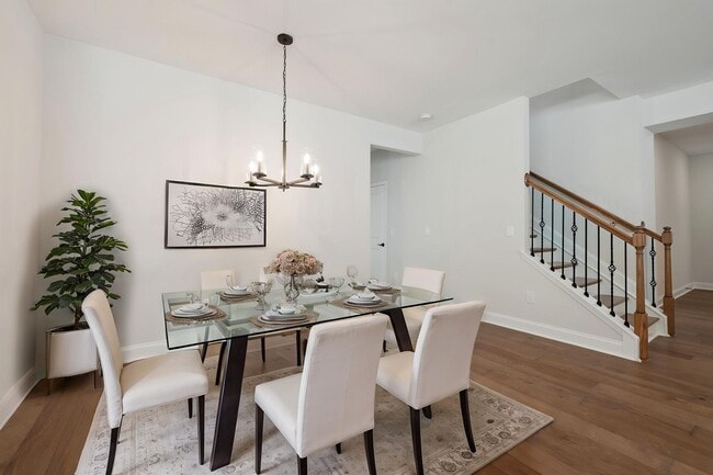 Building Photo - 55+ Del Webb community in Fuquay Varina with tons of amenities! -Available Now!