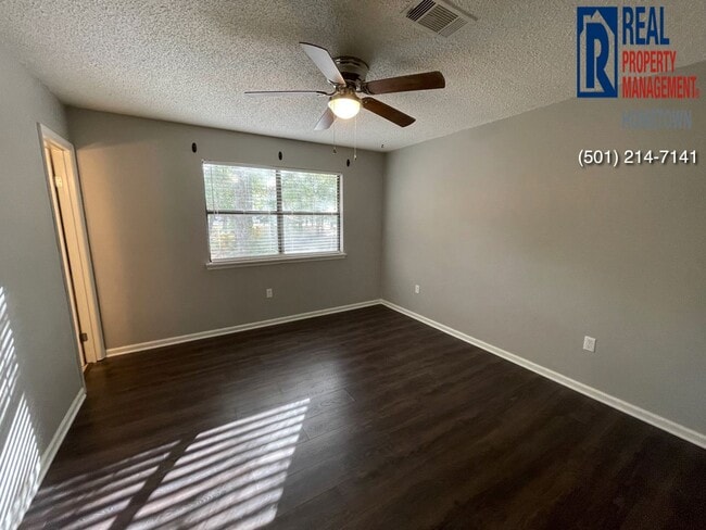 Building Photo - 2712 Carywood Dr