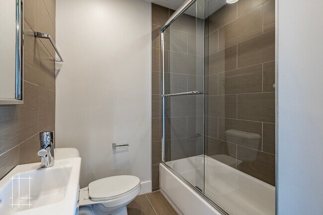 Building Photo - Available Now: One Month Free Rent!