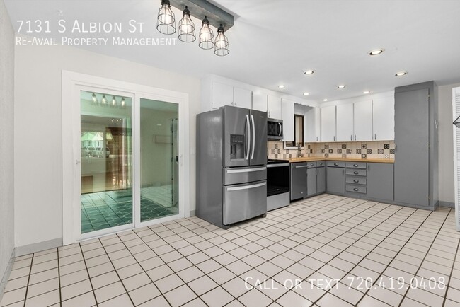 Building Photo - 7131 S Albion St