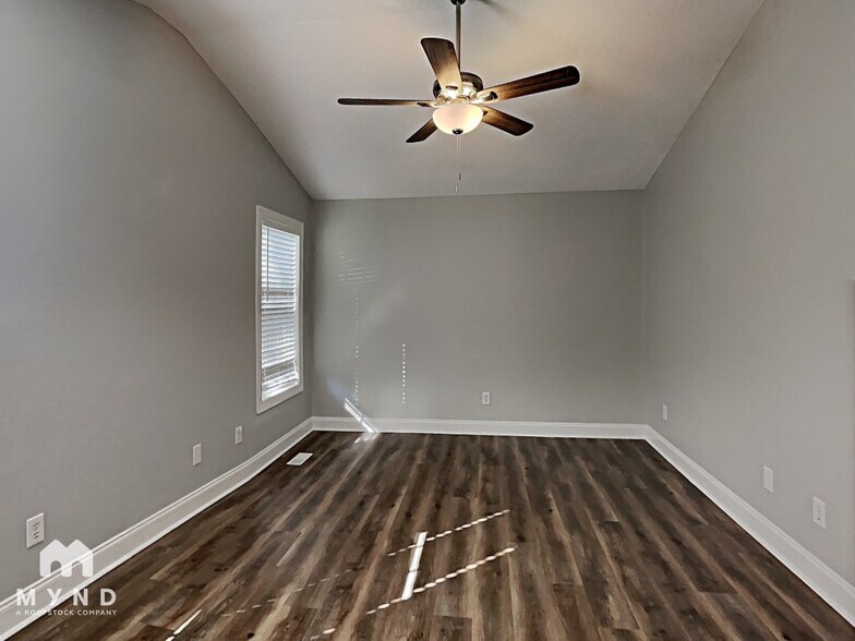Building Photo - 456 Reeder Branch Dr