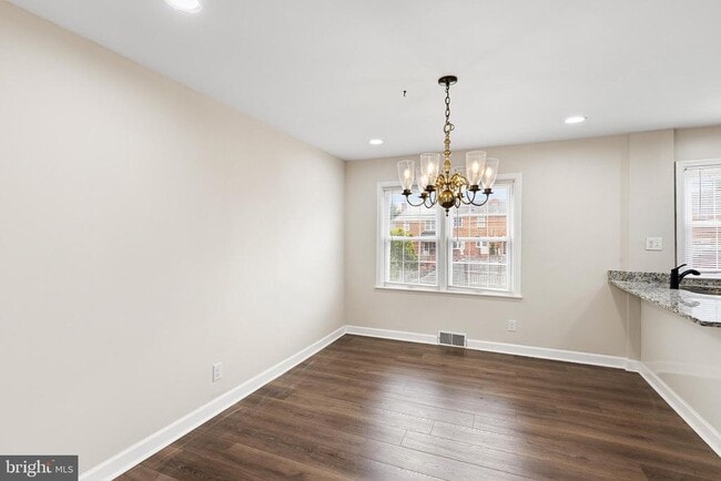 Building Photo - 8130 Kirkwall Ct