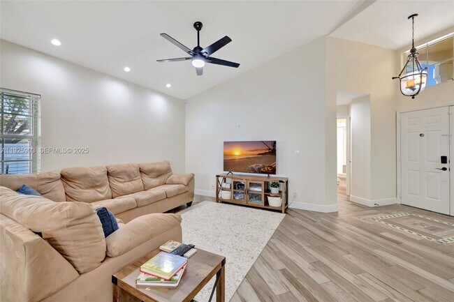 Building Photo - 396 Bedford Ave