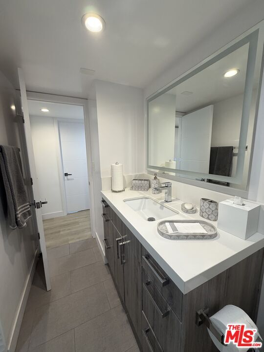 Building Photo - 10535 Wilshire Blvd