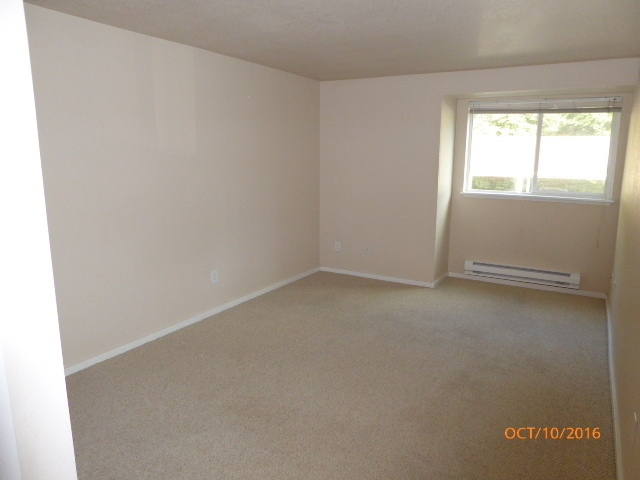 Building Photo - Charming 2 Bed 2 Bath Condo in Factoria