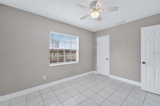 Building Photo - 4945 36th Ave N