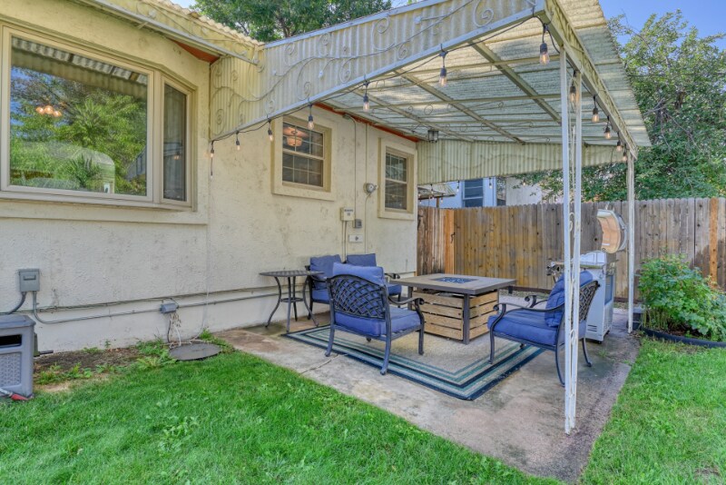 Building Photo - 32 Farragut Ave