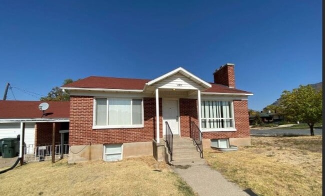 Building Photo - 28th Duplex