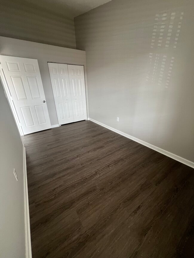 Building Photo - 305 Rain Water Way