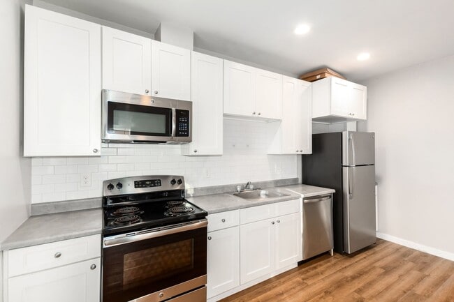 Building Photo - 1 bed/1 bath Apartment in CENTRAL PHOENIX