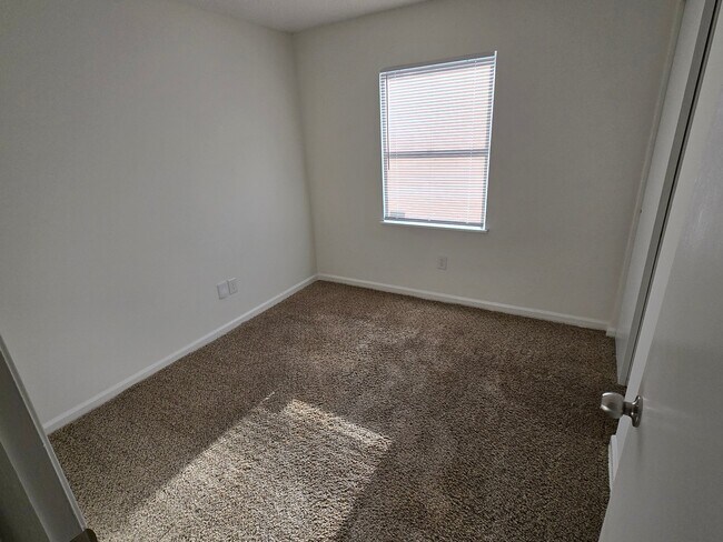 Building Photo - 11587 Gwynford Ln